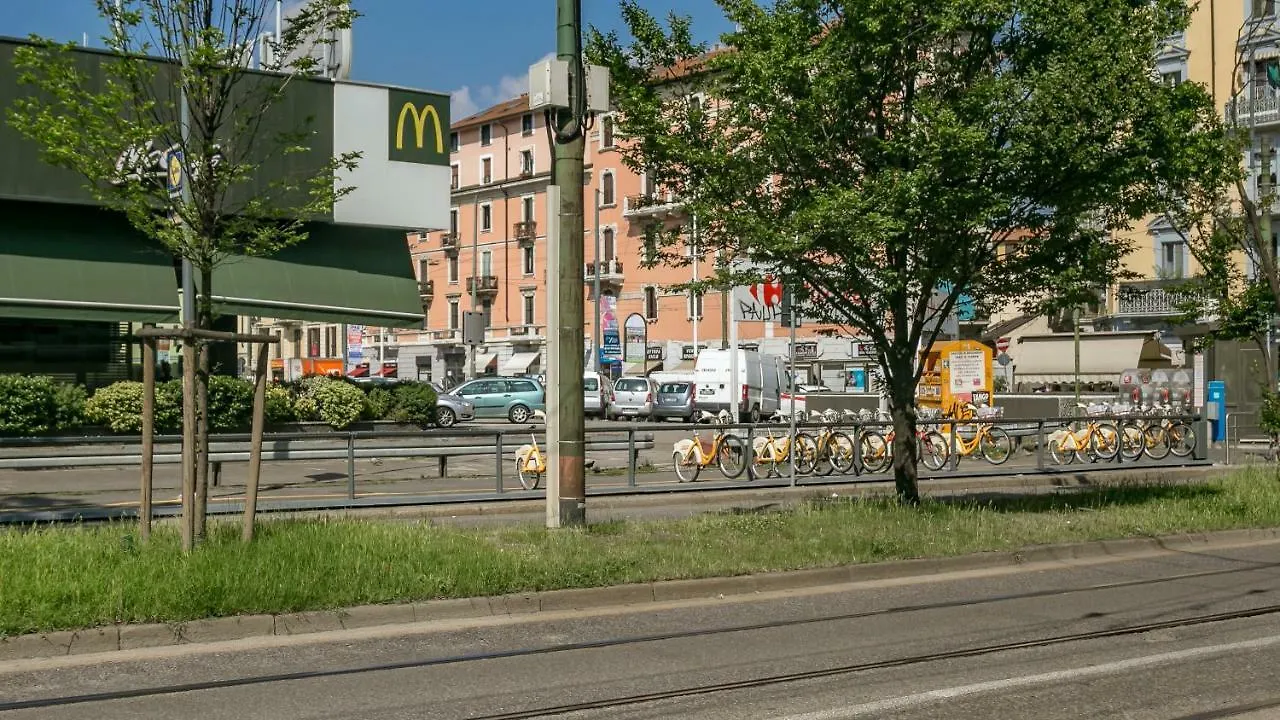 Apartment Spazio Isola- Free Wifi Milan Italy