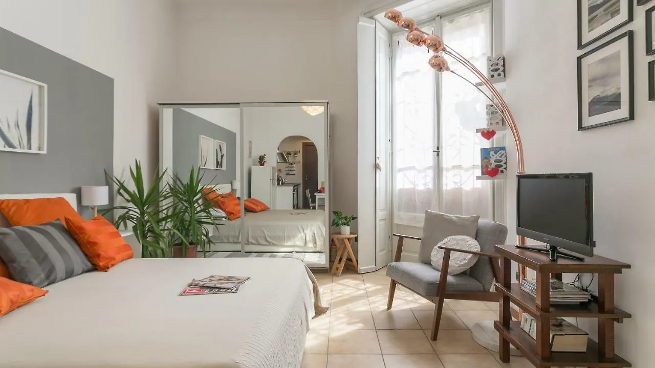 Spazio Isola- Free Wifi Milan 0*,  Italy